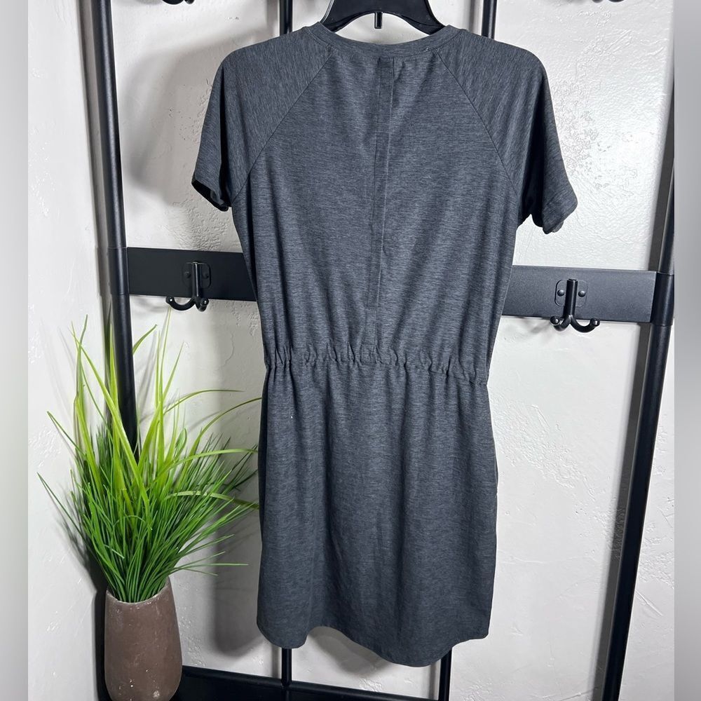 Kyodan Outdoor Women's dark grey short sleeve cinched waist dress Size XS - Picture 2 of 14